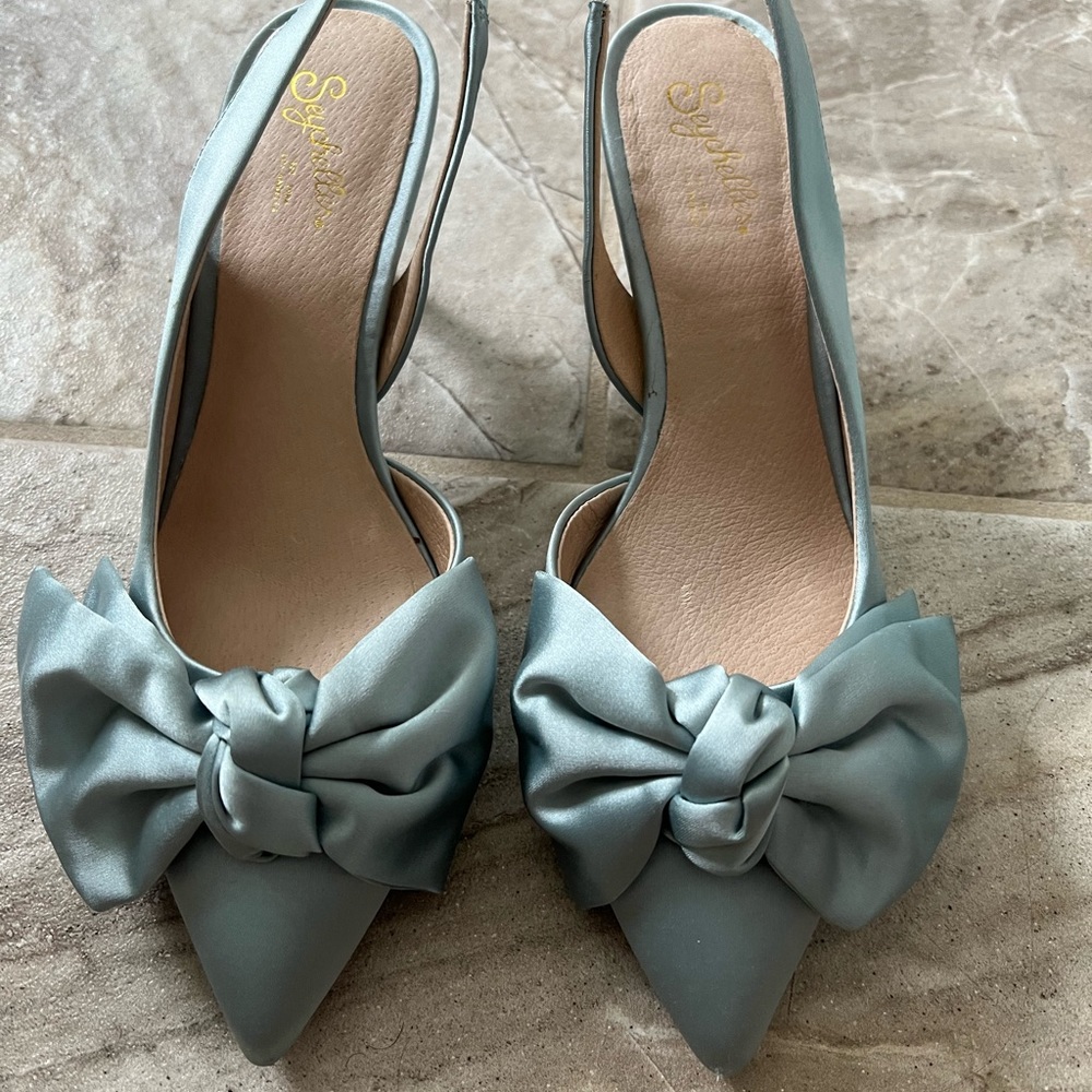 Beautiful light blue heels with box! Great for wedding.